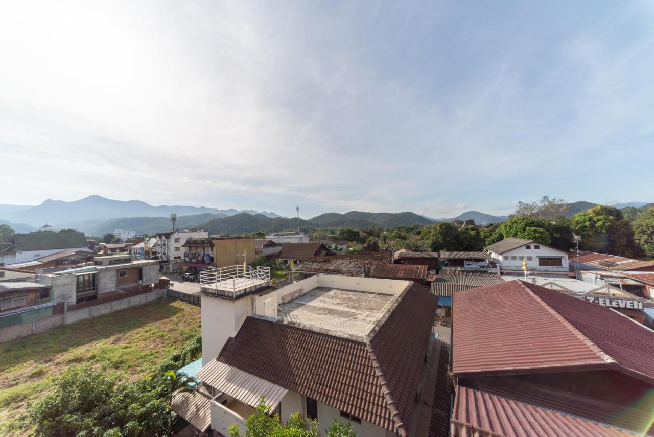 Saiyud Hostel Mae Hong Son Dış mekan fotoğraf